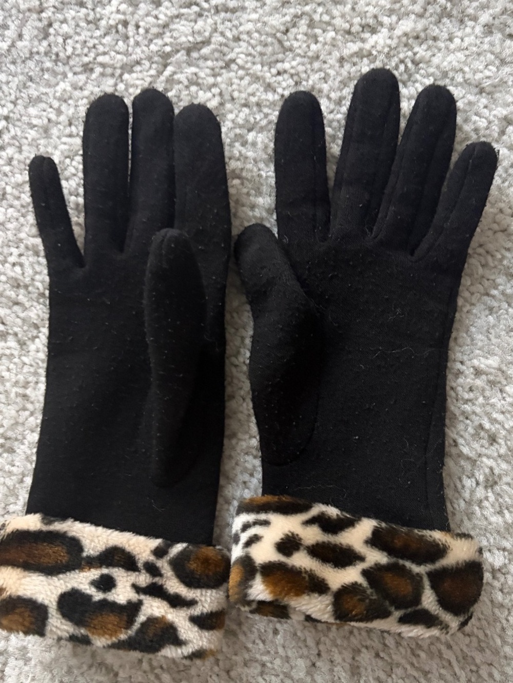 Leopard Print Gloves